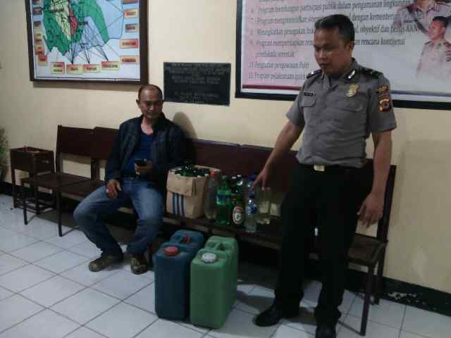 Operasi Giat Rutin, Polsek Amurang Amankan Miras